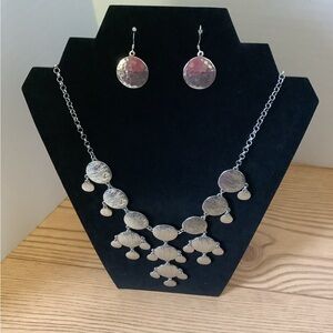 Bancroft Necklace & 925 Silver Earrings
